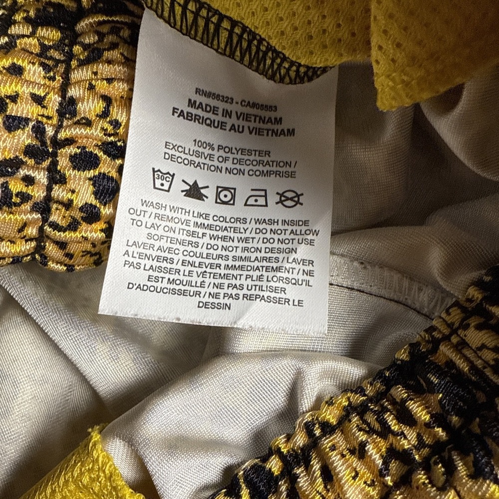 Nike Basketball Shorts Womens Medium Yellow Snake Print Dri-Fit Rebel Fly DH7348 - Picture 4 of 6